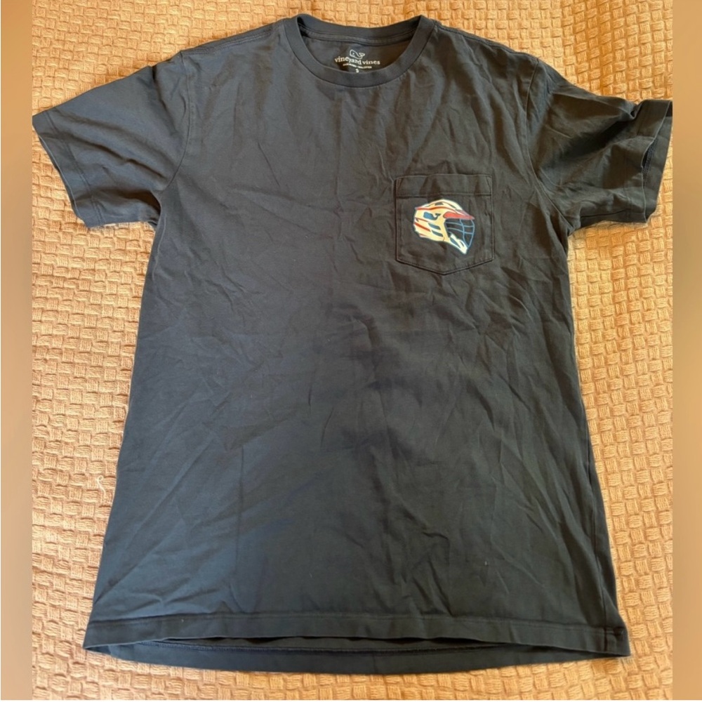 Vineyard Vines Lacrosse Short Sleeve T-Shirt
Men's Size Small